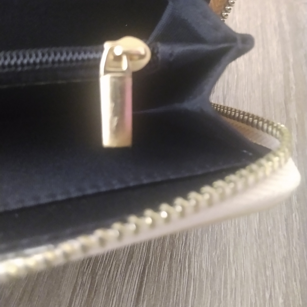 Gold Studded Rhinestone Wristlet - Picture 6 of 8